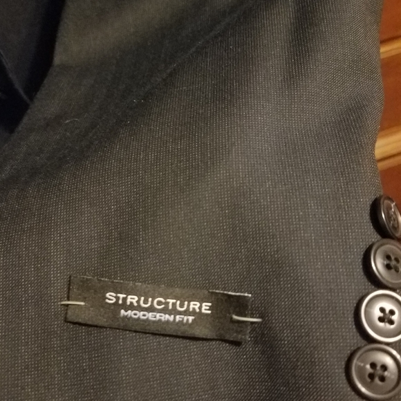 Modern Suit Jacket - Picture 5 of 7